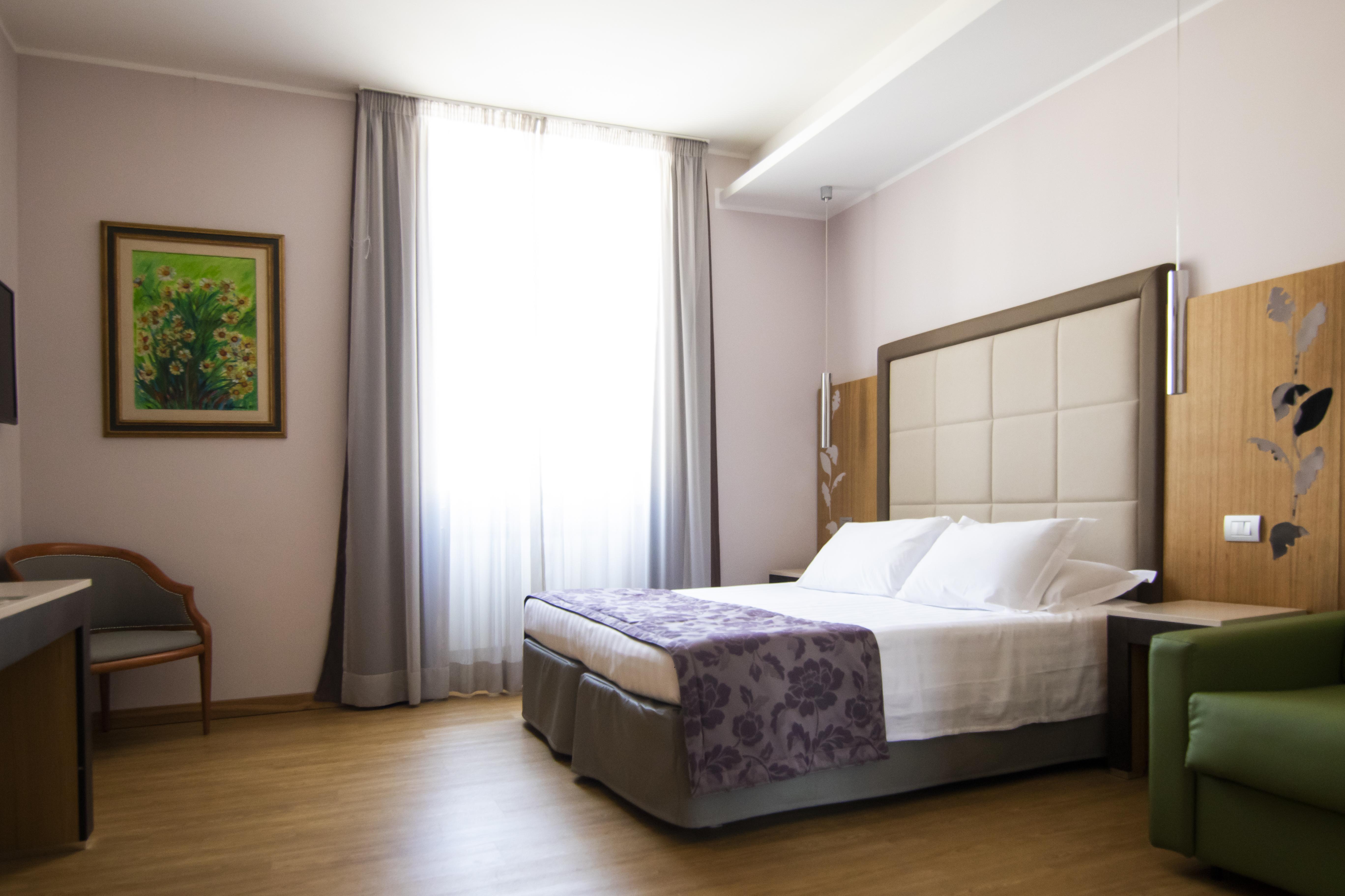 Hotel Giolli Nazionale Rome Exterior photo